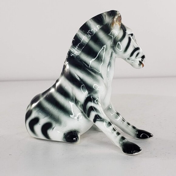 Vintage Bone China Zebra Sitting Figurine - Picture 4 of 9